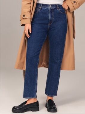 Abercrombie & Fitch Ultra High Rise The 90s Straight Jean Dark Wash-31/12 XL